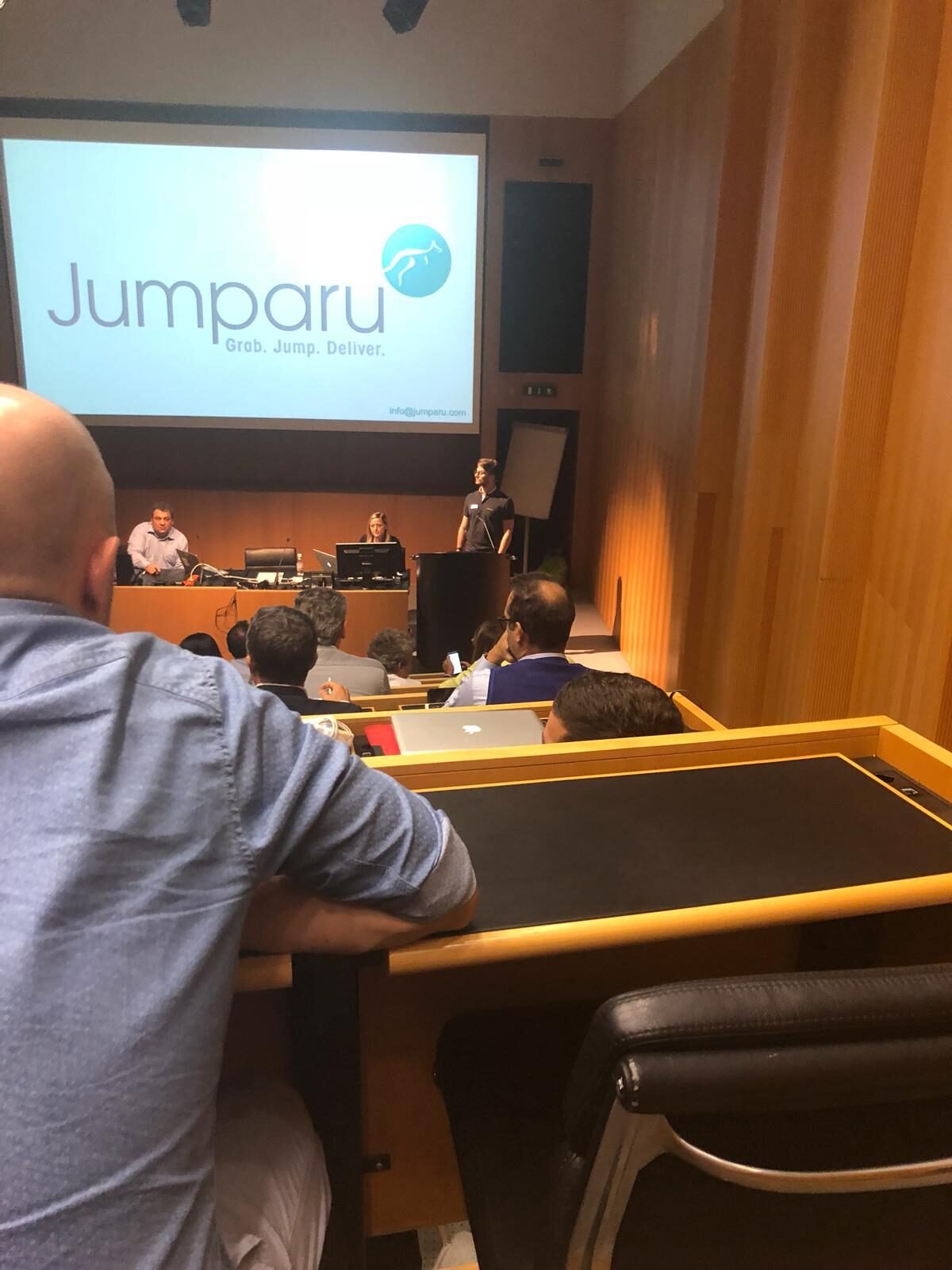 Jumparu